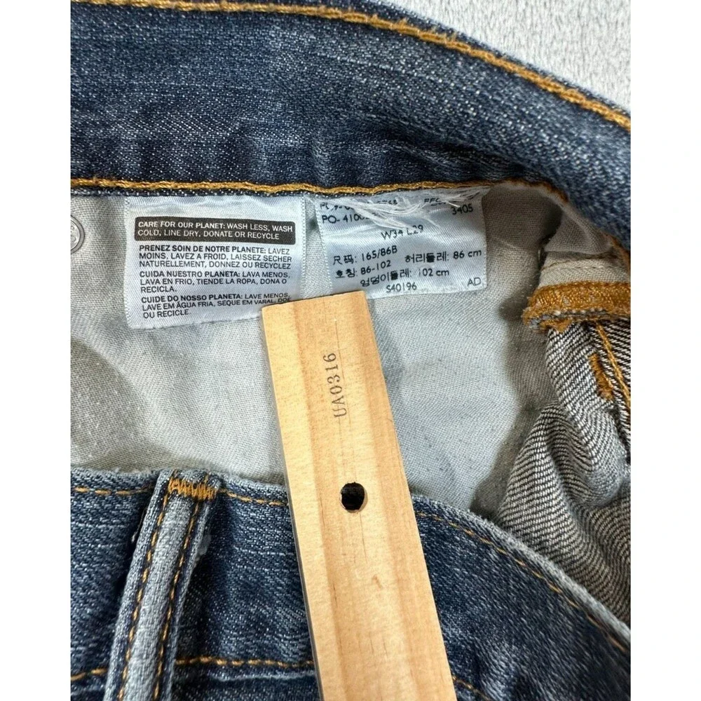 Levi’s 505 Men’s Jeans Regular Fit Straight Leg Medium Wash W34 L29